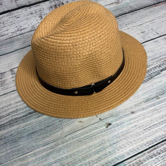 Torrid Women’s Tan Straw Fedora Hat Black Band Size M/L - Picture 2 of 4
